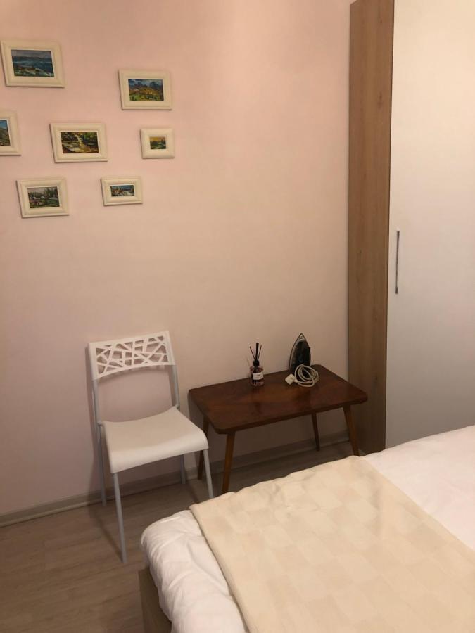 Itan'S Apartment-Lovely Guest Apartment In Center 티라나 외부 사진